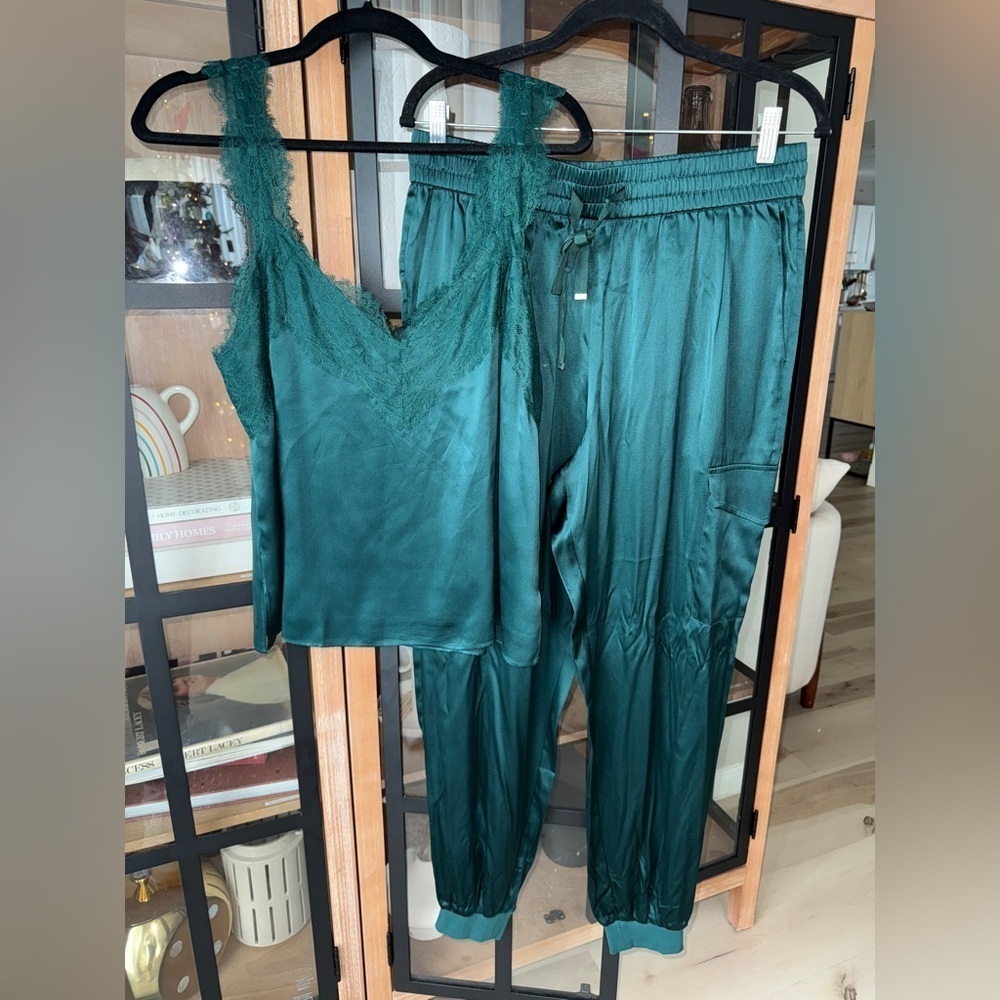CAMI NYC Silk lace tank top joggers pants trousers pine emerald elsie set - Picture 7 of 12